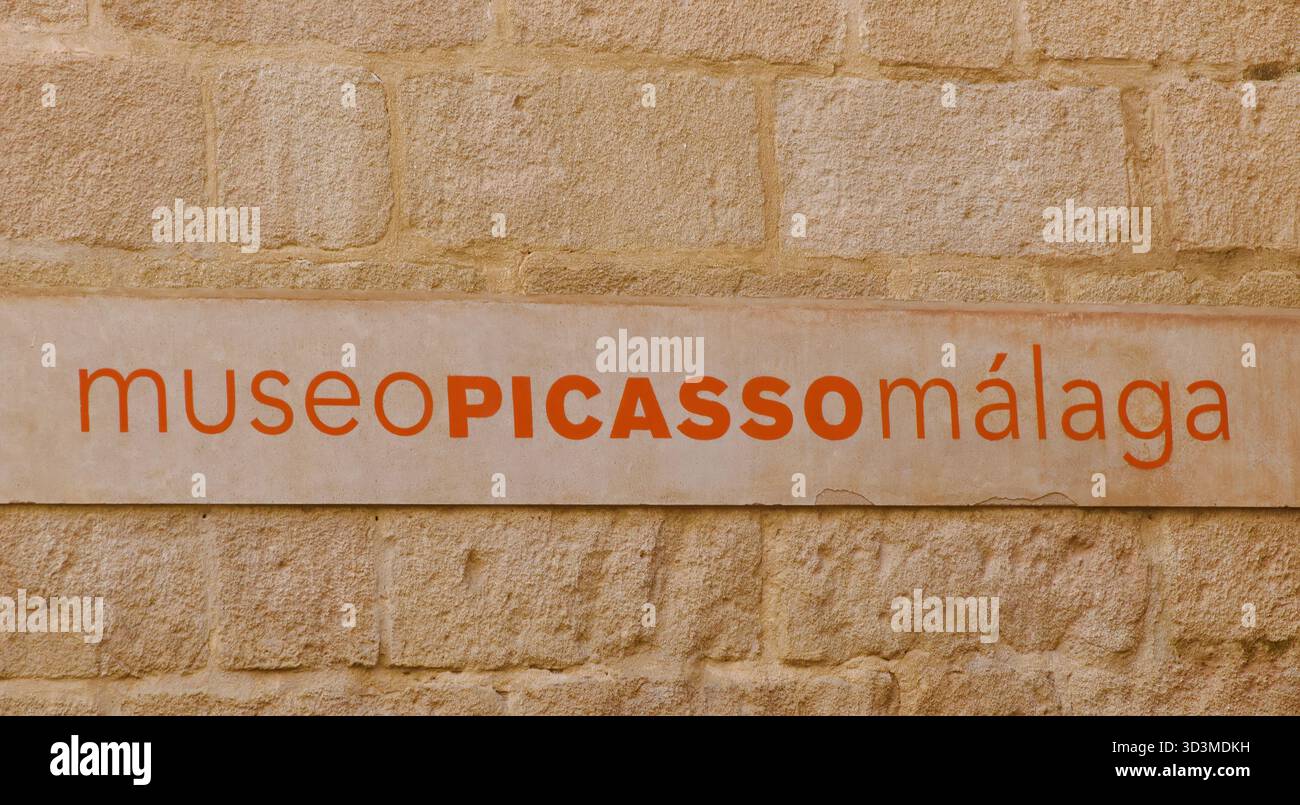 Schild am Eingang zum Geburtshaus von Picasso und Museo Casa Natal oder Museo Picasso Málaga Calle San Agustín Malaga Andalusien Spanien Europa Stockfoto