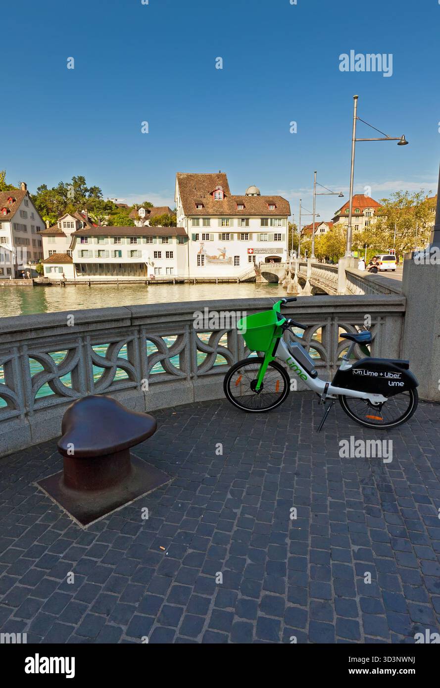 Fotos rund um die Schweizer Hauptstadt Zürich während eines europäischen Urlaubs in der Schweiz im Jahr 2023 Stockfoto