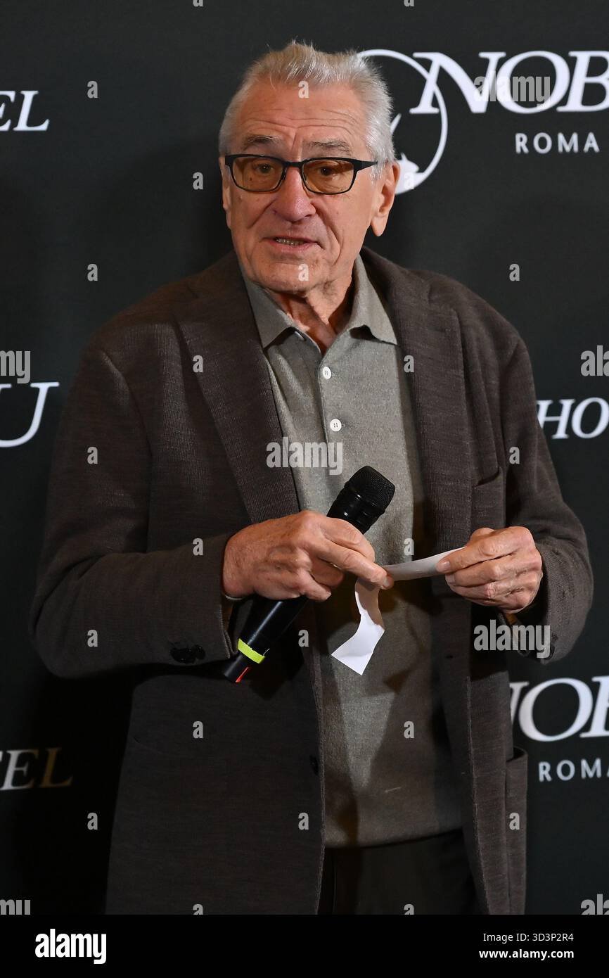 Rom, Italien. November 2025. Robert de Niro nimmt am 6. November 2025 an der Eröffnung des Nobu Hotels im Nobu Hotel Rome in Rom Teil. (Foto: Domenico Cippitelli/NurPhoto) Credit: NurPhoto SRL/Alamy Live News Stockfoto
