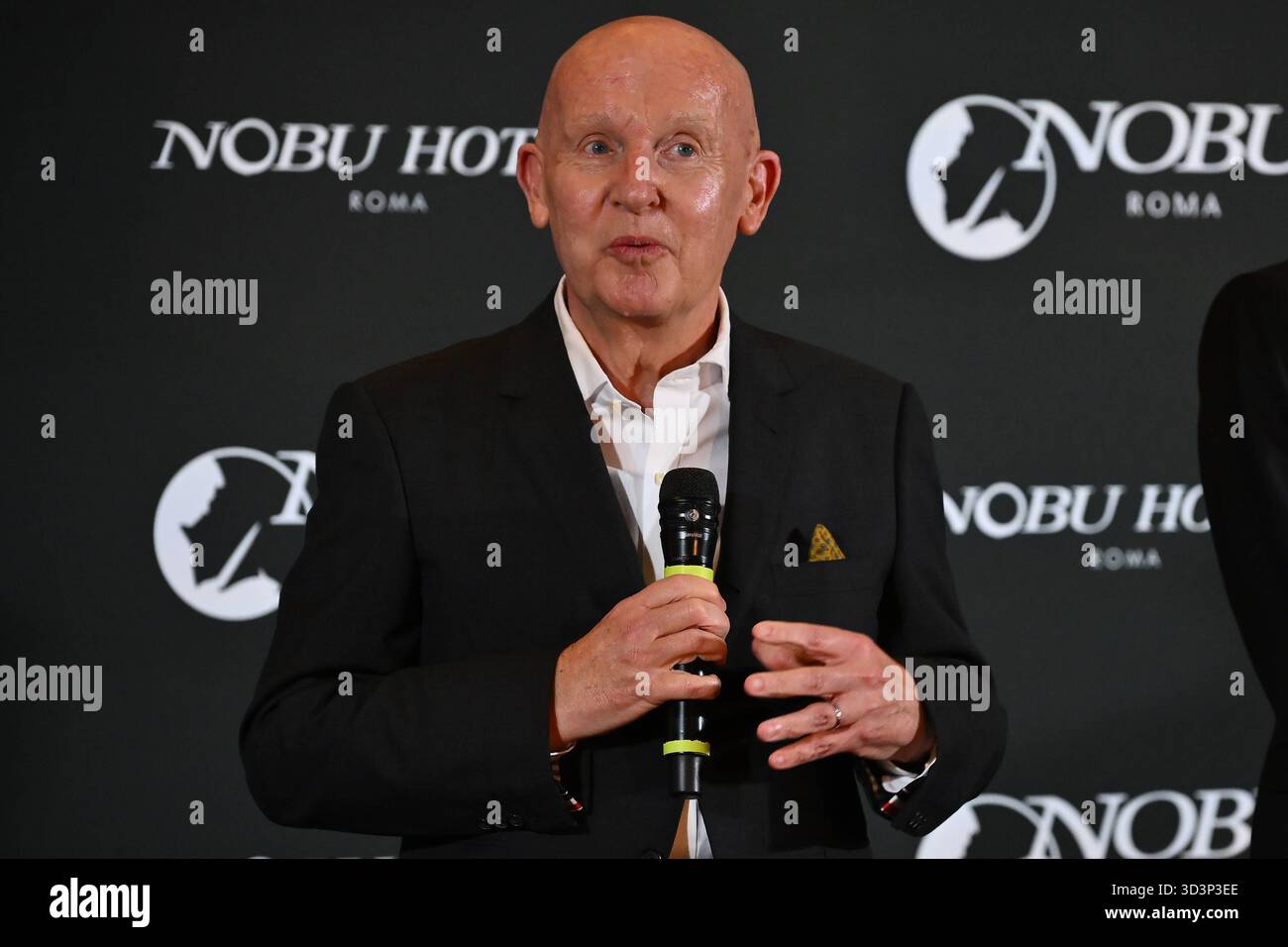 Neuigkeiten - Eröffnung des Nobu Hotels in Rom Trevor Horwell Teilnahme an der Eröffnung des Nobu Hotels im Nobu Hotel Rome am 6. November 2025 in Rom, Italien, Rom Nobu Hotel Italien Copyright: XDomenicoxCippitellix/xLiveMediax LPN_2126149 Stockfoto