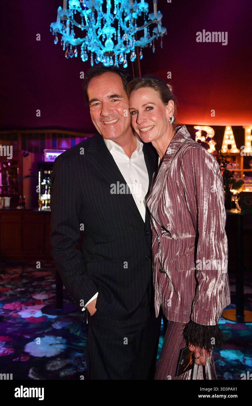 Thomas Ohrner und Anne Arnoldt während der VIP-Premiere von „Teatro“ im Spiegelpalast am 06. November 2025 in München Stockfoto