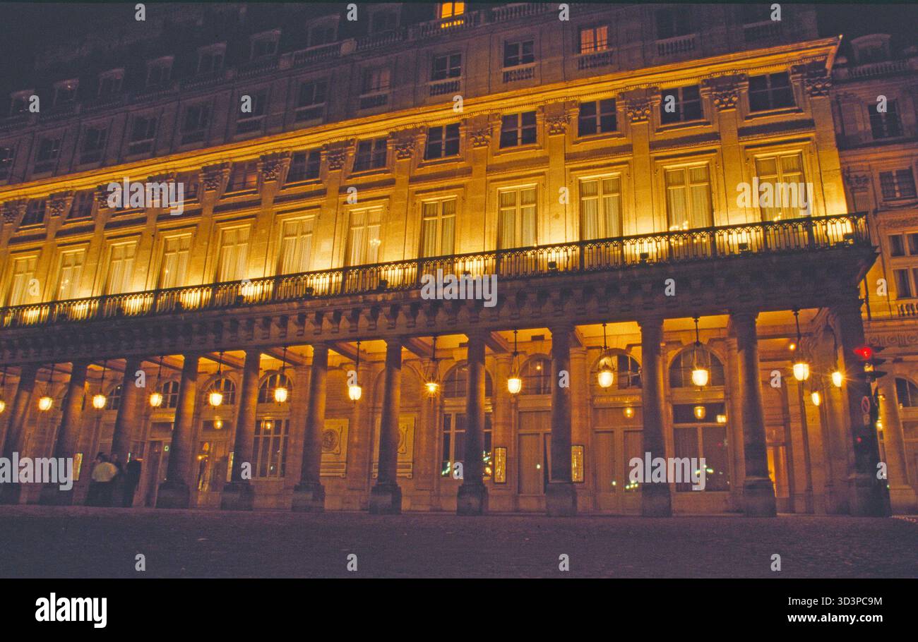 Die Comédie-Francaise oder Théâtre-Francaise bei Nacht, Paris, Frankreich Stockfoto
