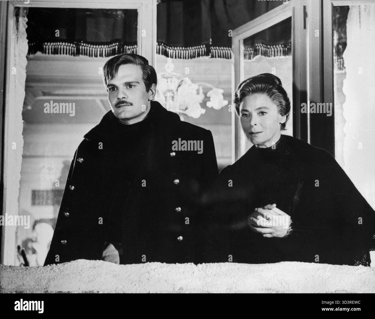 Die Schauspieler Omar Sharif und Siobhan McKenna im Film Doctor Shivago, USA 1965 Stockfoto