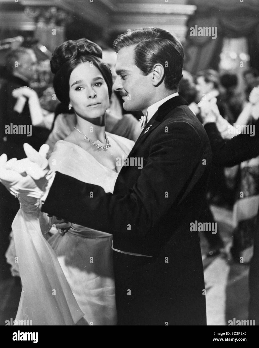 Die Schauspieler Geraldine Chaplin und Omar Sharif im Film Doctor Shiwago, USA 1965 Stockfoto