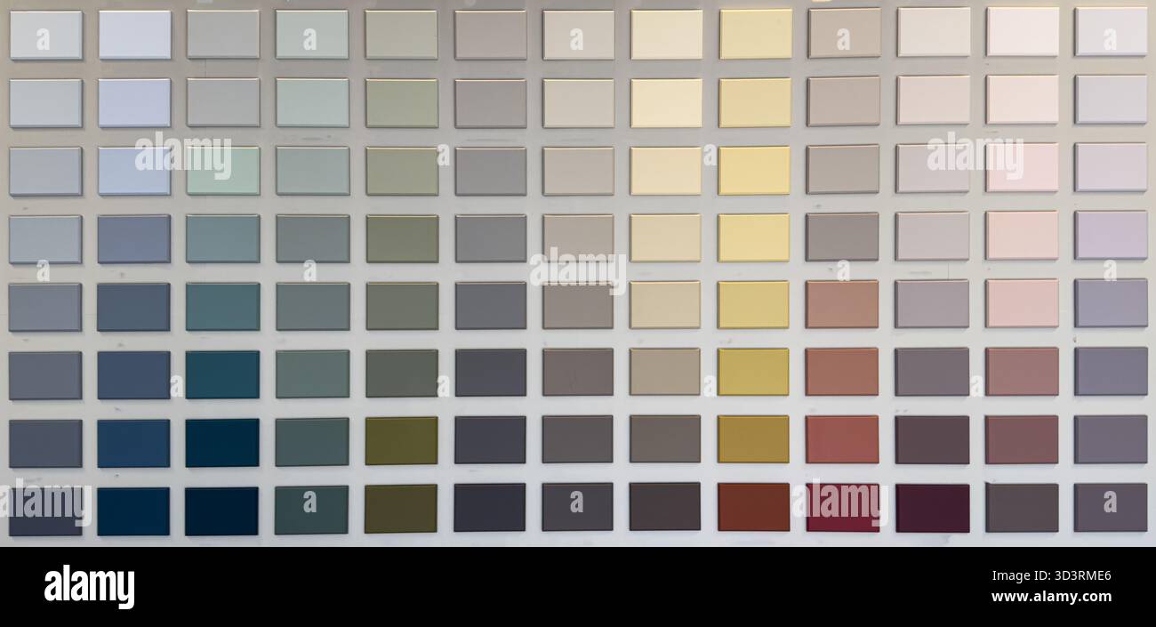 Farbpalette mit blau-gelben und grünen Farbmustern, die in Reihen angeordnet sind Stockfoto