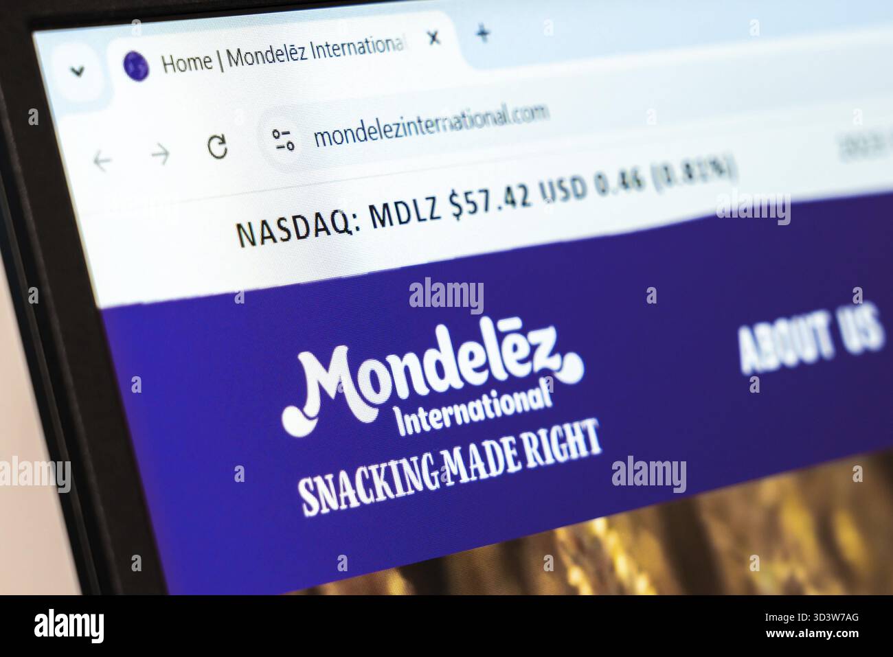 New York, USA - 26. Januar 2025: Homepage von Mondelez International mit Logo für Snacks und Lebensmittel Stockfoto