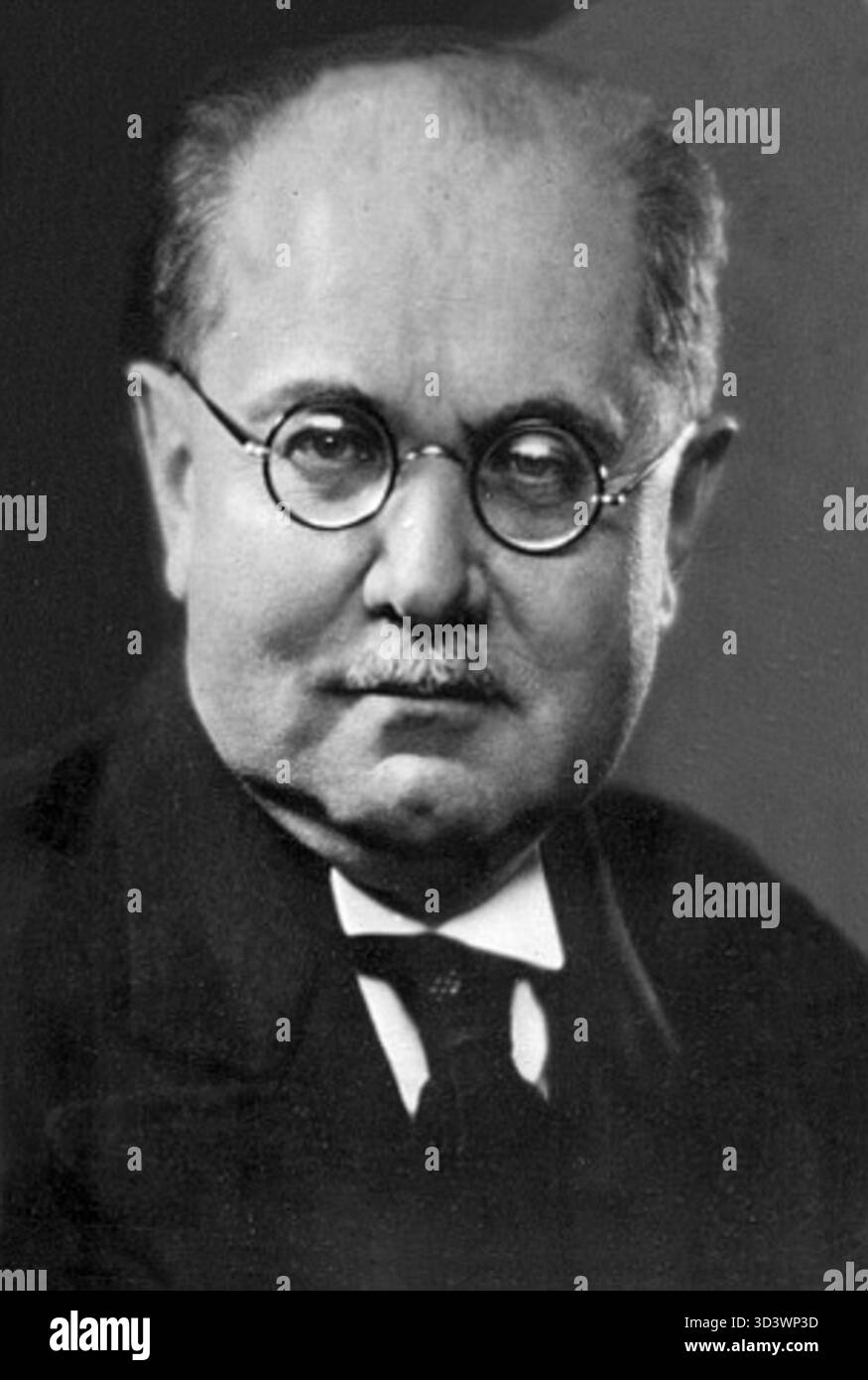 Vilém Mathesius (1882–1945) war ein tschechischer Linguist und Literaturhistoriker. Er war Mitbegründer des Prager Sprachkreises und Gründer der Tschechischen Englischwissenschaft. Seine Arbeit beeinflusste maßgeblich die tschechische Linguistik und Literaturtheorie. Stockfoto