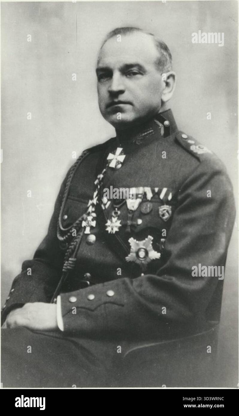 Paul Lill war ein estnischer General, der 1882 geboren wurde und 1942 starb. Er spielte eine wichtige Rolle im estnischen Militär während der Zwischenkriegszeit und des Zweiten Weltkriegs Stockfoto