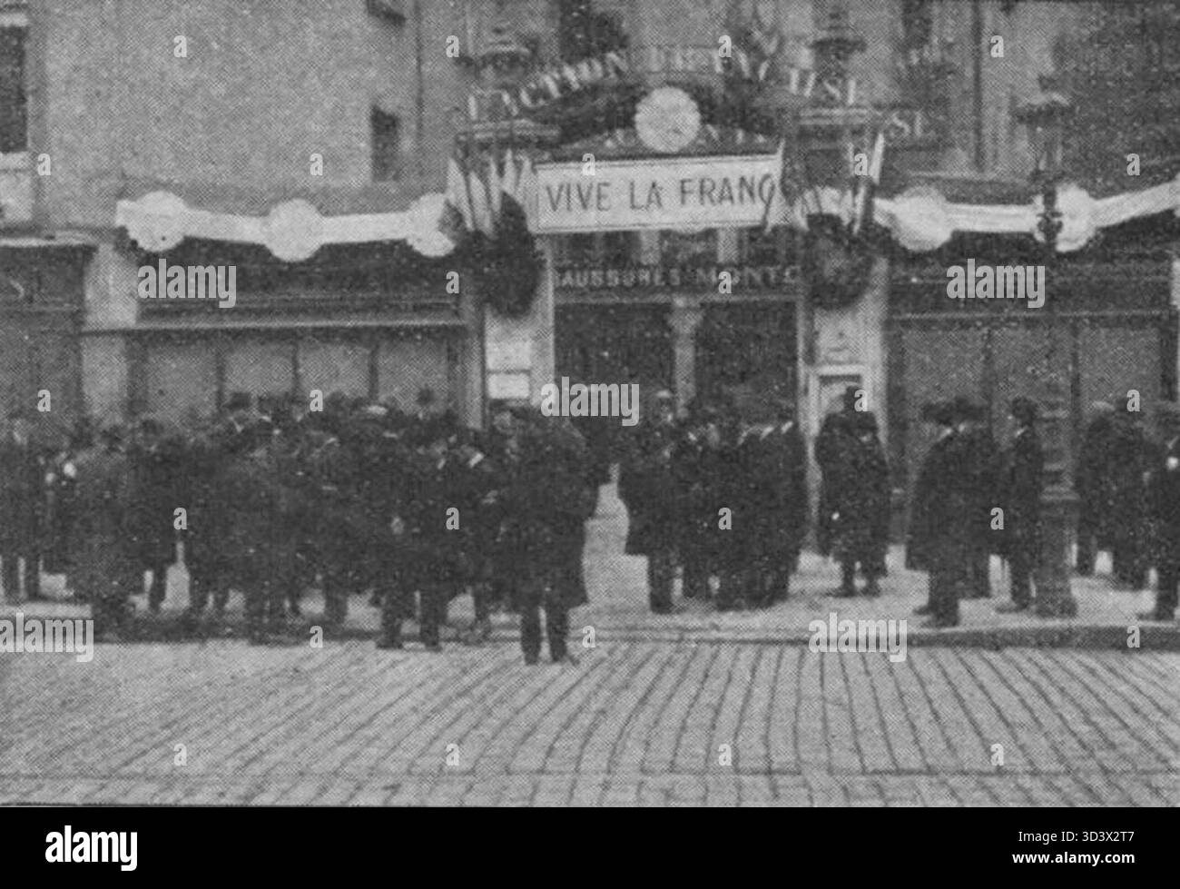 Die Büros der Aktion Francaise in Lyon, die sich in den 1920er Jahren am 26 Place Bellecour im 2. Arrondissement befinden Dieser Ort war ein wichtiger Drehpunkt der französischen nationalistischen Bewegung. Stockfoto