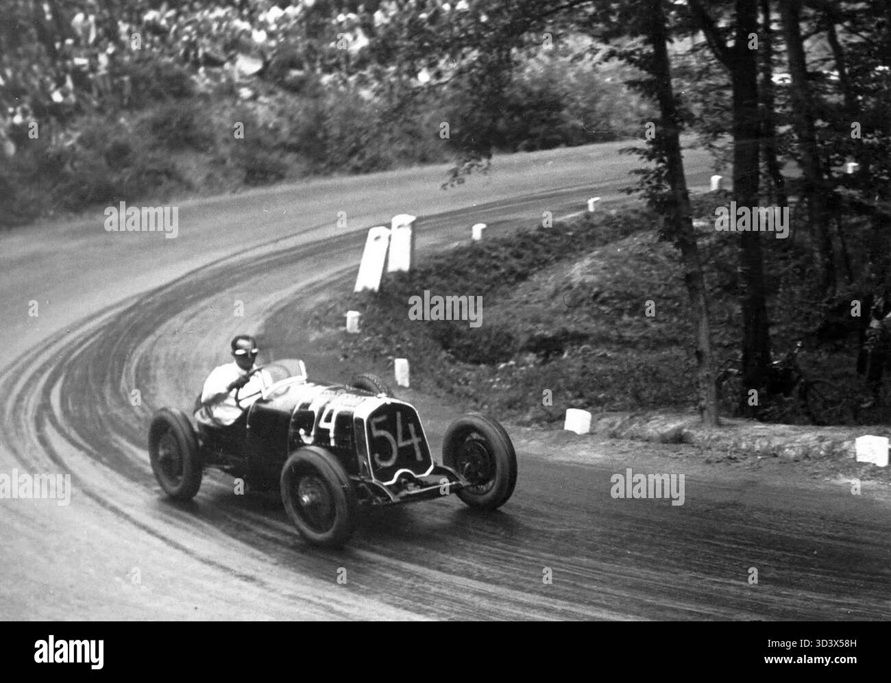 Wikov 7-28 Sport, gefahren von Adam Szczyzycki, fuhr im November 1932 auf der Masaryk-Strecke. Stockfoto