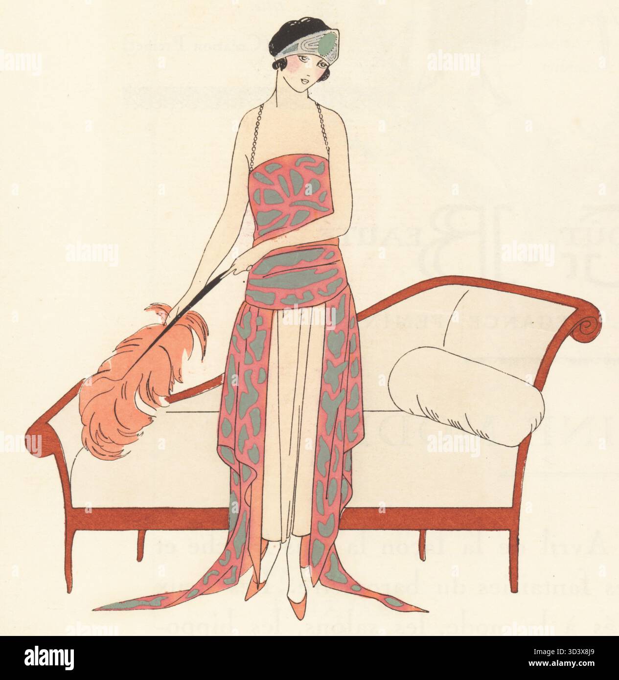 Französischer Flapper mit Federfächer vor einer Art-Deco-Chaiselongue. Sie trägt einen kurzen bob, ein Bandana, ein Gewand aus Kupfer und grünem Lame über einem Etui-Kleid in Krepp-Uni von Madeleine et Madeleine. Lithographie nach einer Illustration von Miss Colette, Miss J. Dory, Miss Mariotton aus Art, Gicht, Beaute, herausgegeben von der Modezeitschrift AGB, Lyon, 1922. Stockfoto