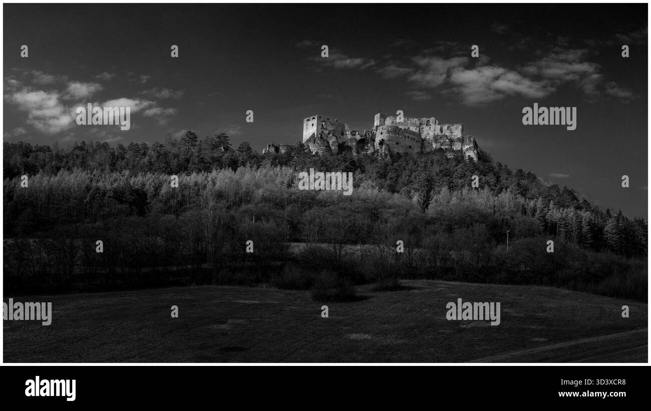 Ruinen Lietava, Lietava, Hrad Lietava, Slowakei Stockfoto