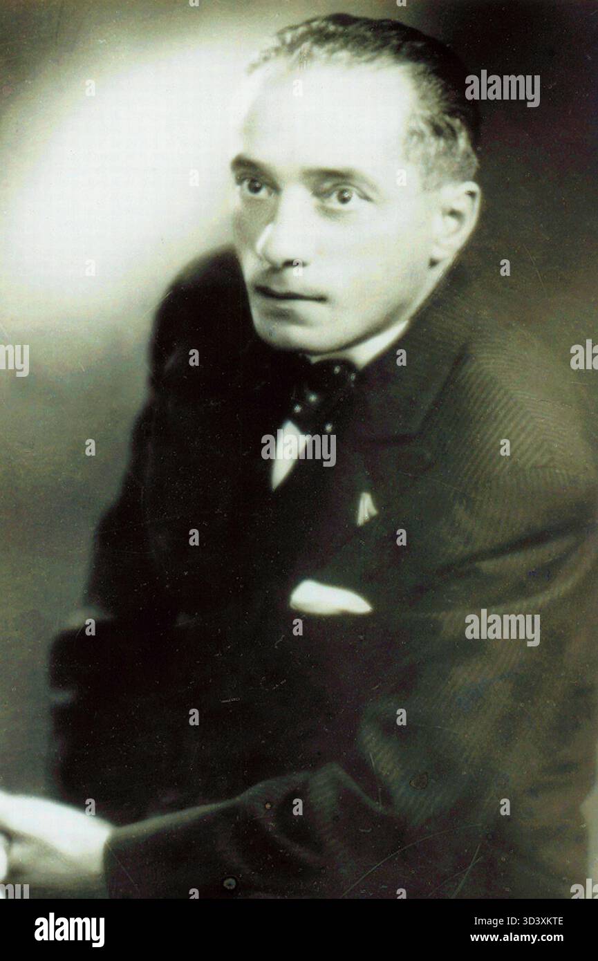 Karel Nejedlý, auch bekannt als Captain Nemo, war ein prominenter tschechoslowakischer Widerstandskämpfer im Zweiten Weltkrieg. Er wurde in Terezín inhaftiert und starb 1945. Seine Bemühungen waren entscheidend, um der Besetzung der Tschechoslowakei durch die Nazis entgegenzuwirken. Stockfoto