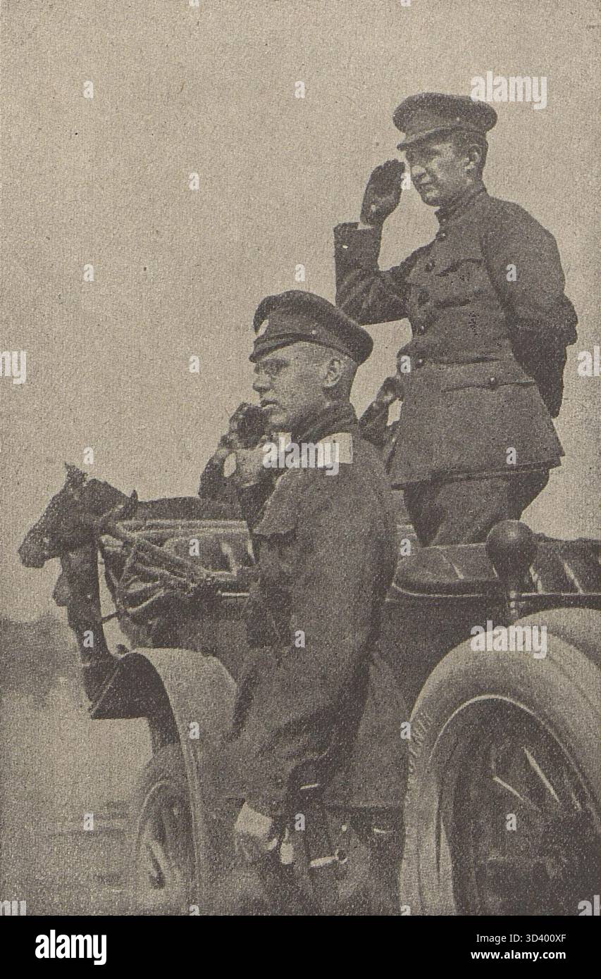 Ein Foto des russischen Oberbefehlshabers Alexander Kerenski, aufgenommen während der russischen Front im Jahr 1917. Dieses Bild fängt ihn mitten im Ersten Weltkrieg ein Stockfoto