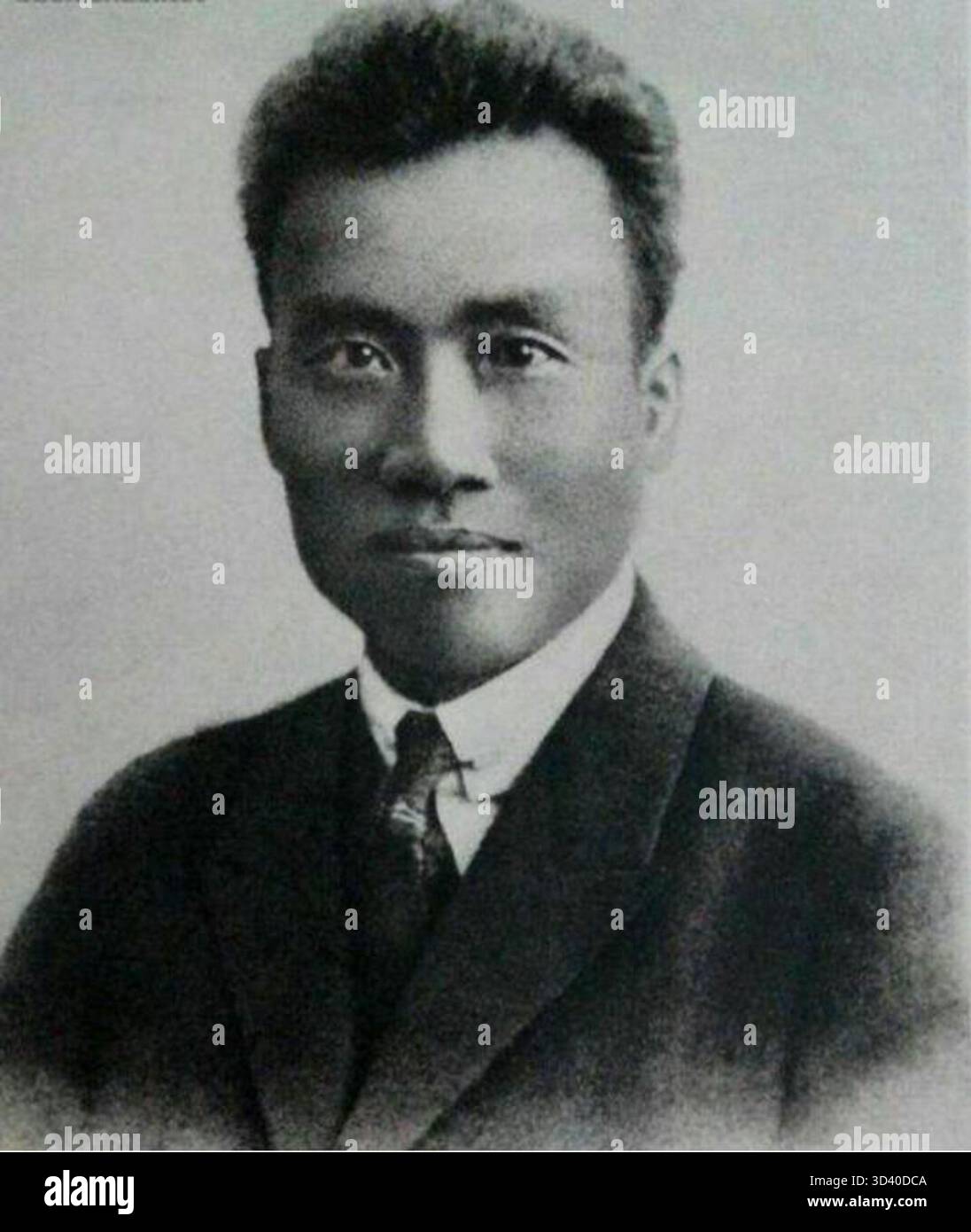 Ein Foto von Zhu de, einem chinesischen Militärführer, aufgenommen 1922. Zhu de spielte eine Schlüsselrolle in der Chinesischen Revolution und war Gründungsmitglied der Volksbefreiungsarmee. Stockfoto