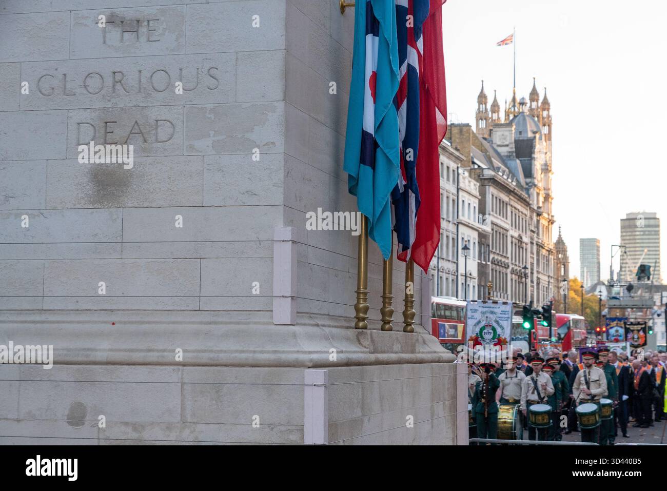 Whitehall, London, Großbritannien. November 2025. Im Cenotaph in Whitehall, Westminster, findet die jährliche Gedenkfeier der Grand Orange Lodge of England (GOLE) statt. Stockfoto