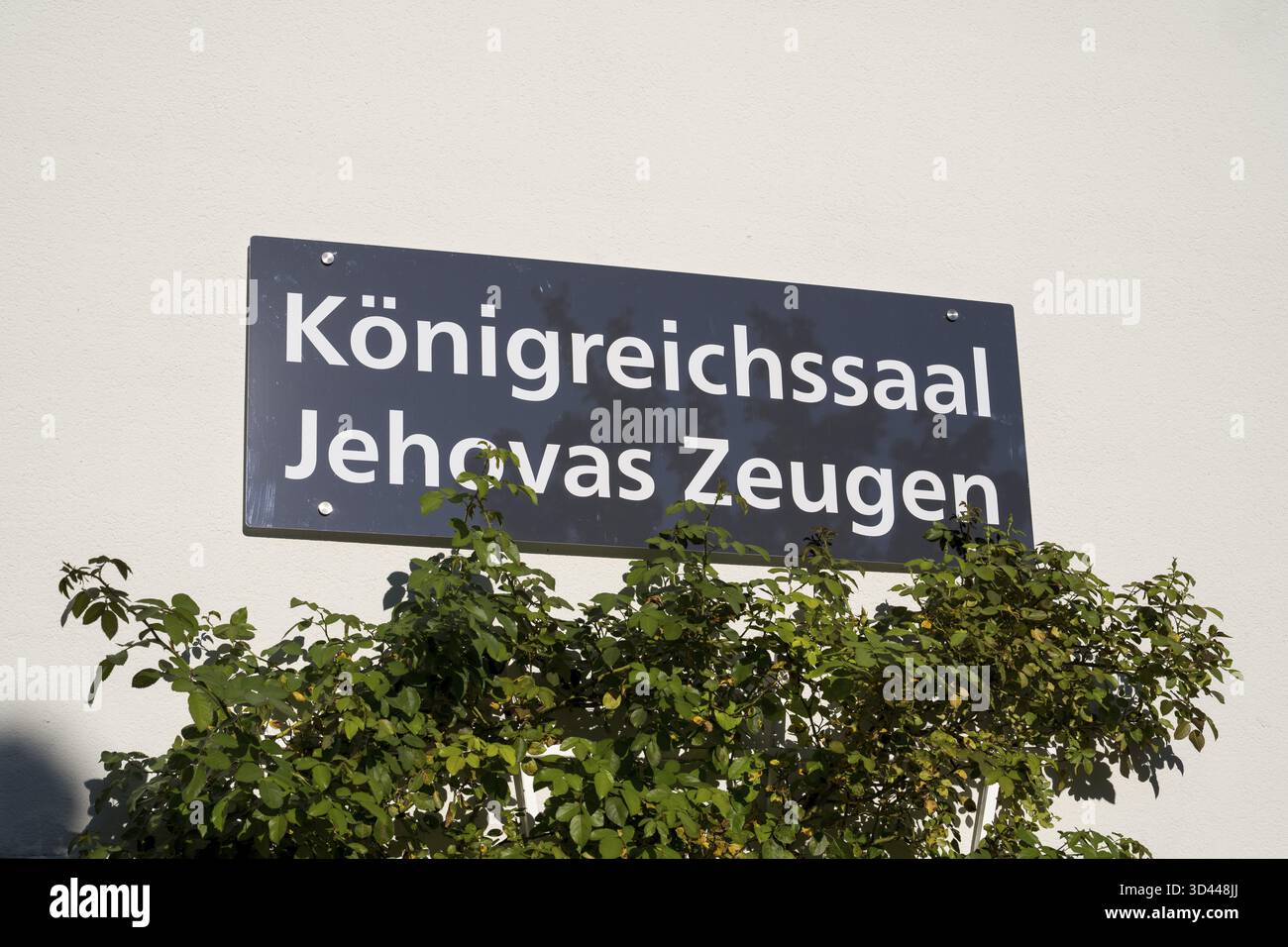 Fassade mit Schild, Königssaal, Zeugen Jehovas, Bad Toelz, Oberbayern, Bayern, Deutschland Stockfoto