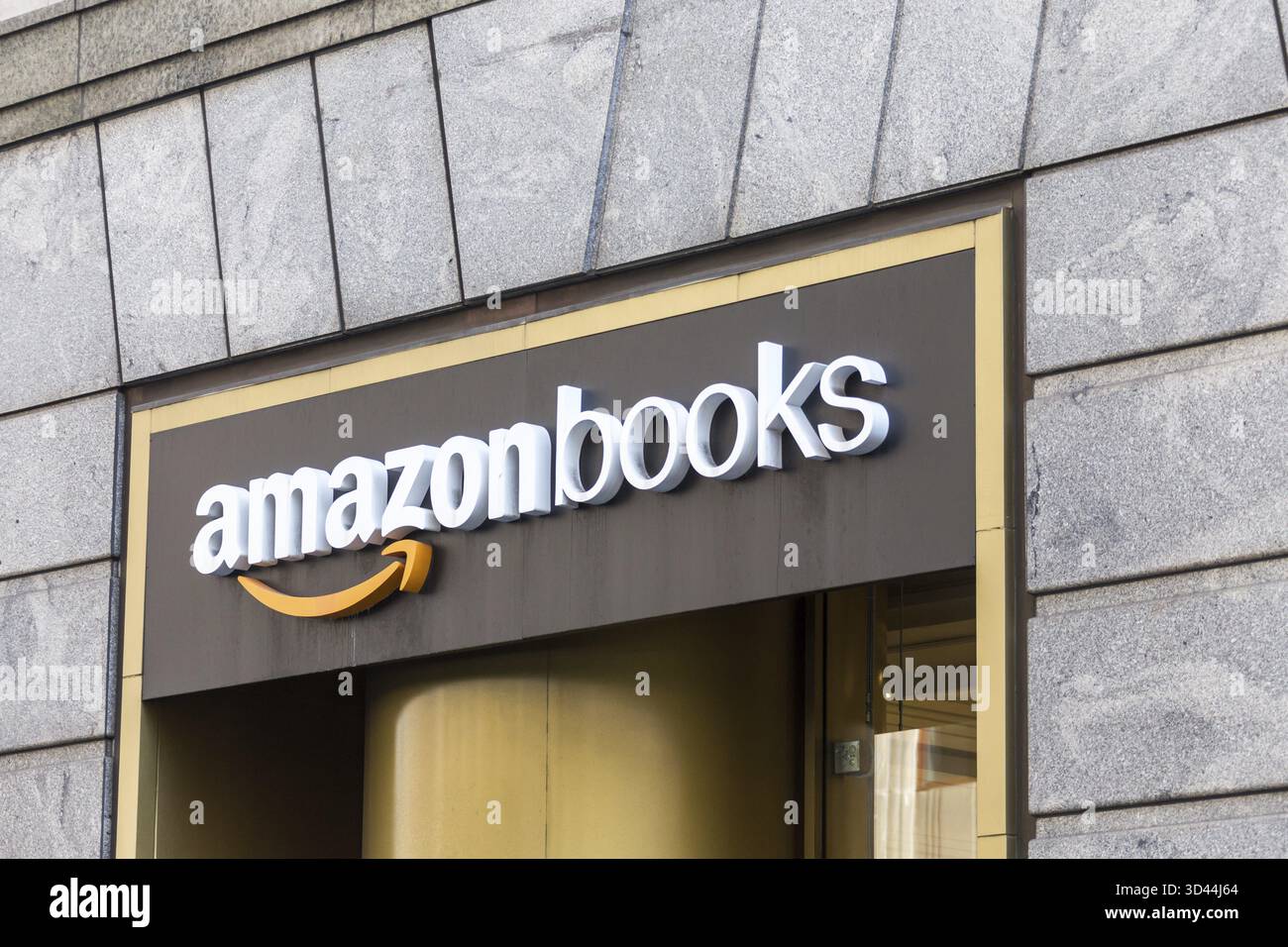 NEW YORK, USA - 17. MAI 2019: Amazon Bücher Store in New York City. Es ist eine Kette von Retail Buchhandlungen von der Online-händler Amazon besessen Stockfoto