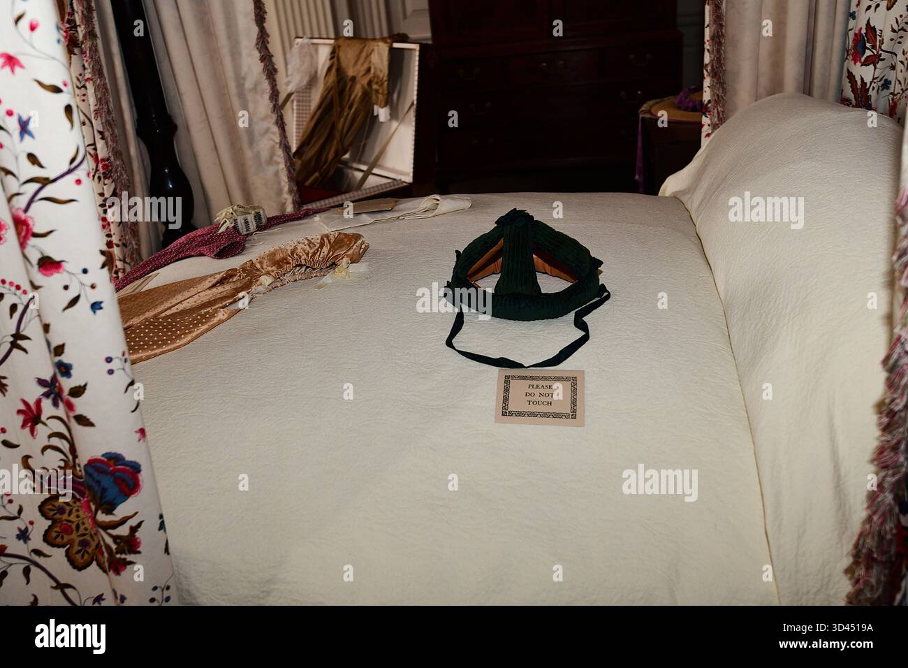 Schlafkammer im Gouverneurspalast in Colonial Williamsburg. Stockfoto