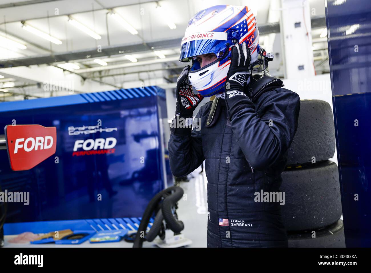 SARGEANT Logan (usa), Proton Competition, Ford Mustang LMGT3 #77, LM GT3, Aktion während des Rookie Tests der FIA World Endurance Championship 2025 2025, am 9. November 2025 auf dem Bahrain International Circuit in Sakhir, Bahrain Stockfoto