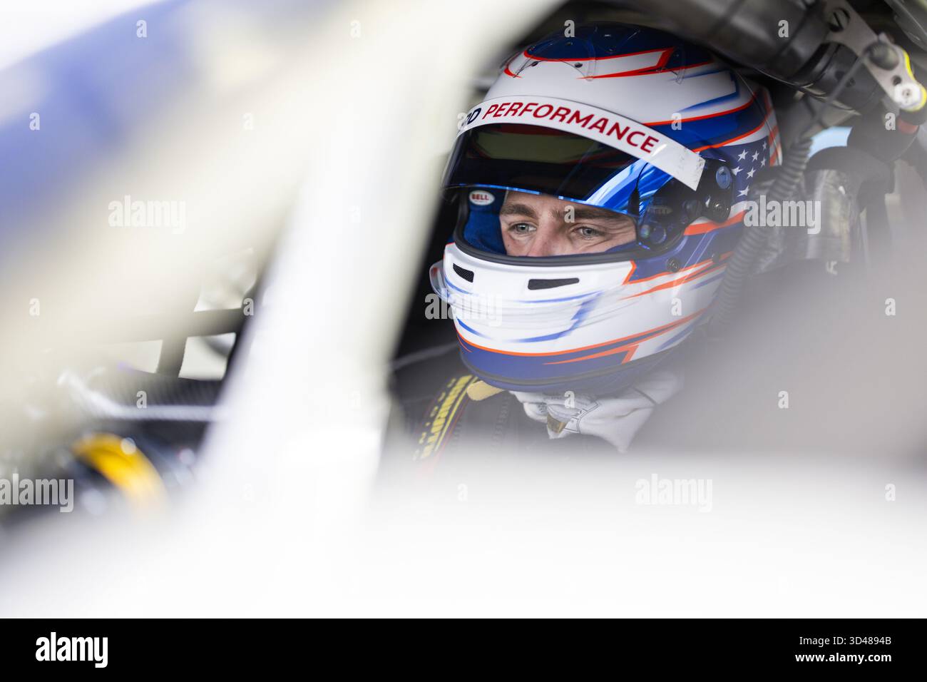 SARGEANT Logan (usa), Proton Competition, Ford Mustang LMGT3 #77, LM GT3, Aktion während des Rookie Tests der FIA World Endurance Championship 2025 2025, am 9. November 2025 auf dem Bahrain International Circuit in Sakhir, Bahrain Stockfoto