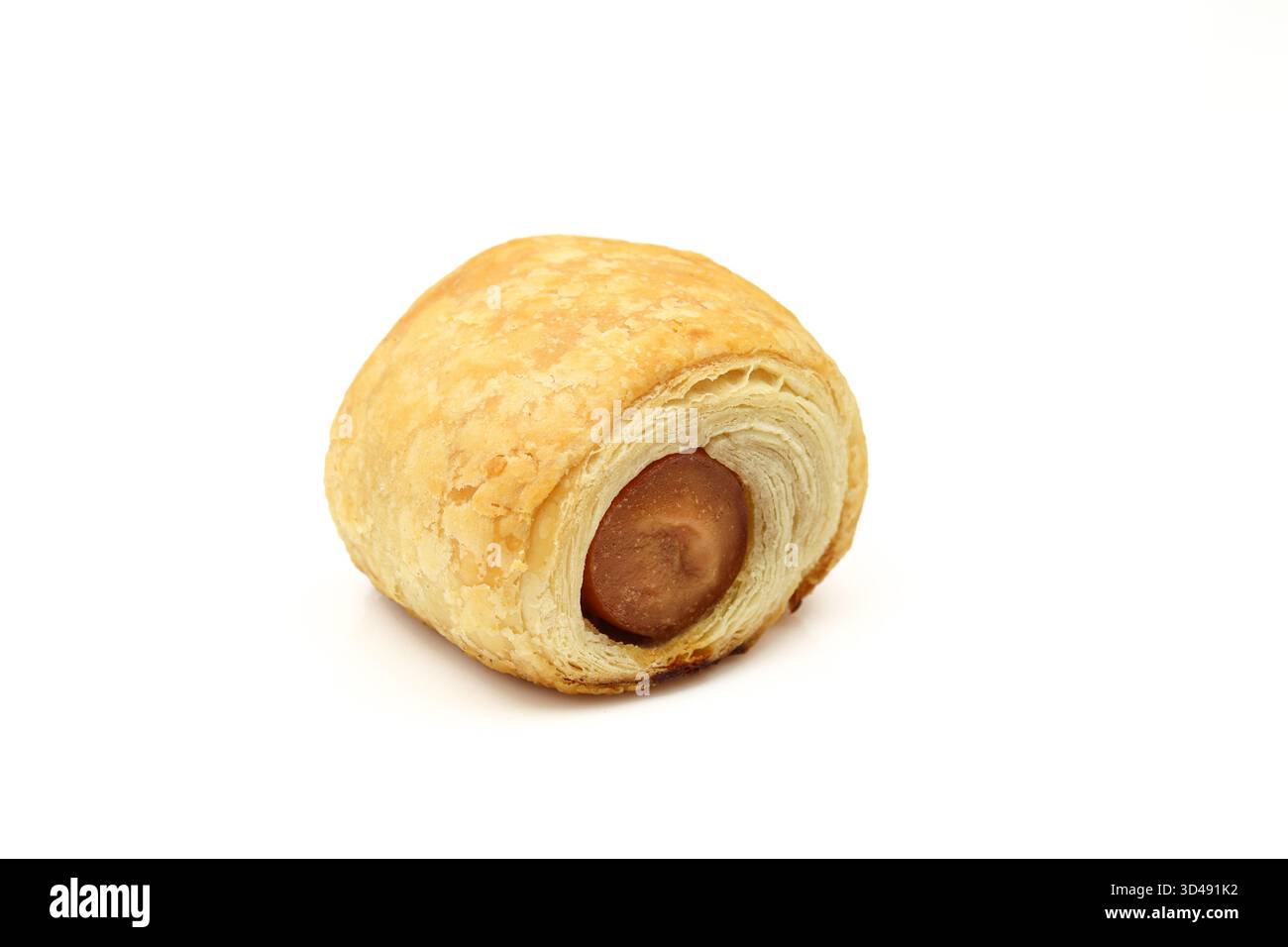 Einzelner Hot-Dog-Sichelbiss isoliert auf weißem Hintergrund Stockfoto