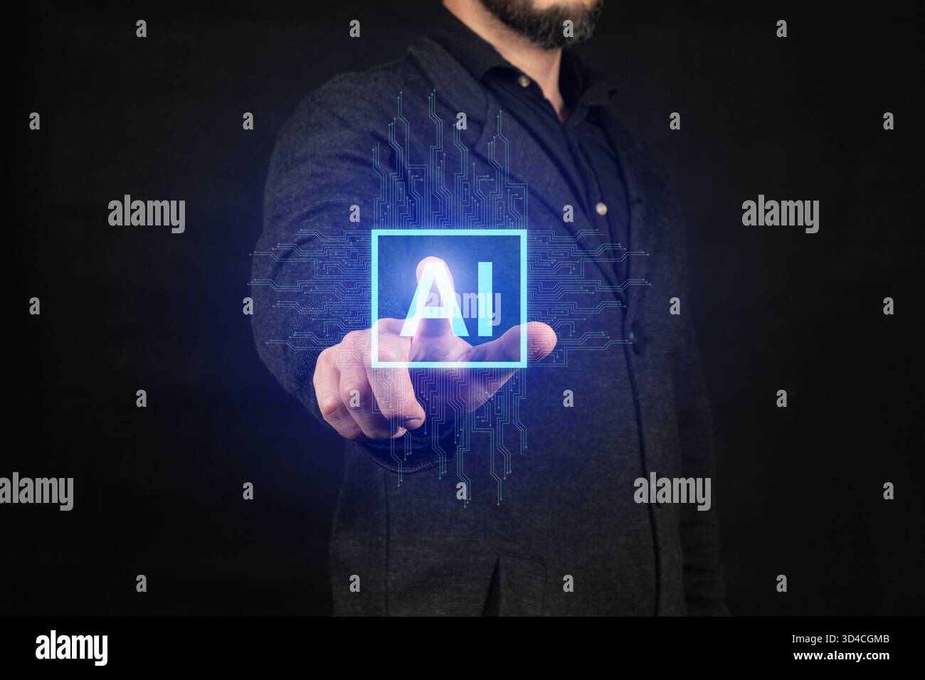 Ein Geschäftsmann im Schatten, der mit seinem Zeigefinger ein digitales KI-Symbol mit Schaltkreisen zum Technologiekonzept berührt Stockfoto