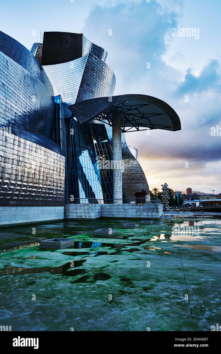 Das Guggenheim Museum in Bilbao, Spanien, Europa Stockfoto
