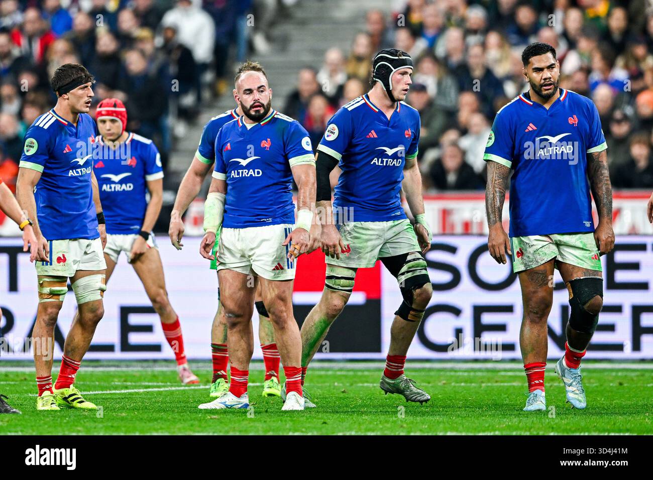 Paris, Frankreich. November 2025. Jean Baptiste Gros wurde am 8. November 2025 im Stade de France in Saint-Denis in der Nähe von Paris (Frankreich) beim Rugby union-Spiel France gegen South Africa (Springboks) in Saint-Denis bei Paris (Frankreich) gespielt. Credit: Victor Joly/Alamy Live News Stockfoto