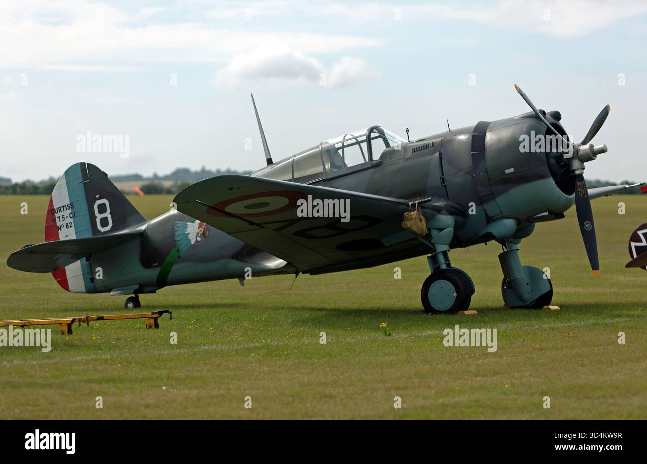 A 1939, Curtis Hawk 75, auf statischer Anzeige während der Battle of Britain Air Show 2025 auf der IWM Duxford. Stockfoto
