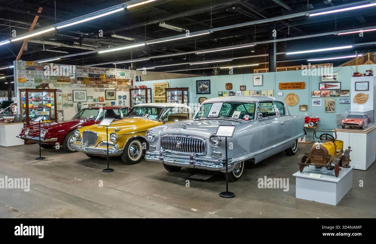 Miles Through Time Automotive Museum befindet sich in der Vintage Garage Antiques in Clarkesville Georgia USA Stockfoto