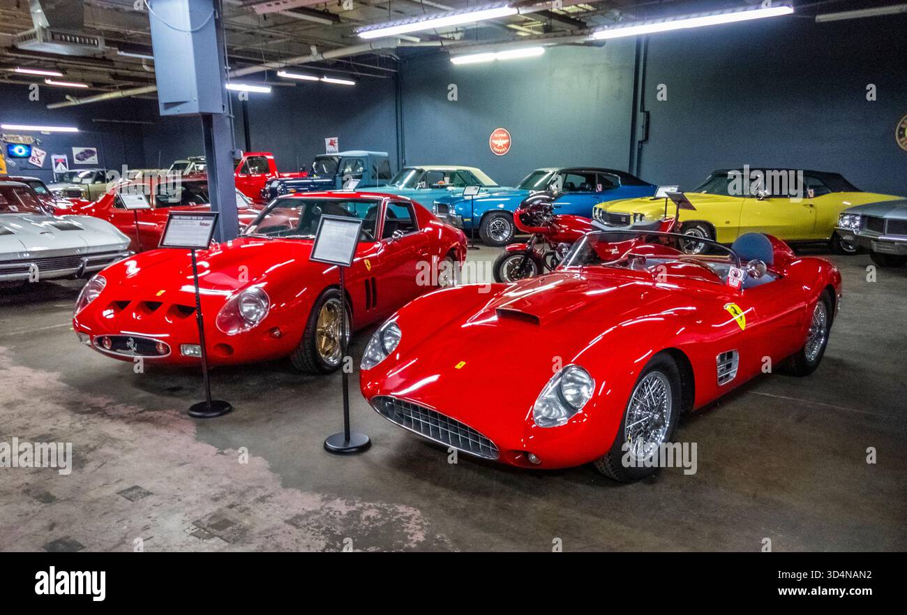 Miles Through Time Automotive Museum befindet sich in der Vintage Garage Antiques in Clarkesville Georgia USA Stockfoto