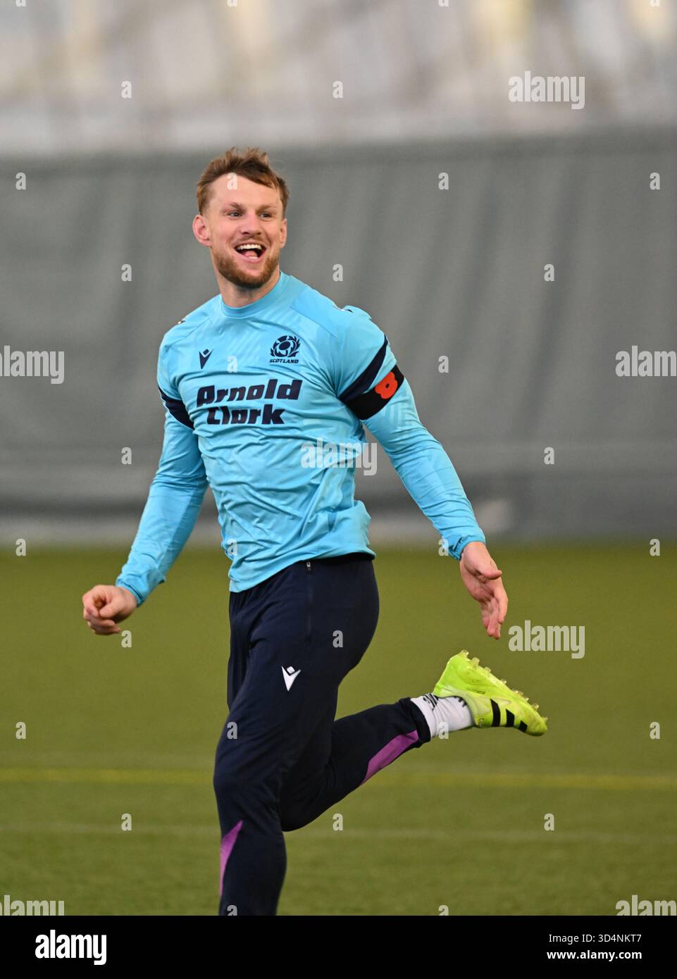 Oriam, Edinburgh.Scotland.UK. 11/11/25 Schottland Training Session für Quilter Nations Series Match gegen Argentinien. Rory Hutchinson aus Schottland Credit: eric mccowat/Alamy Live News Stockfoto