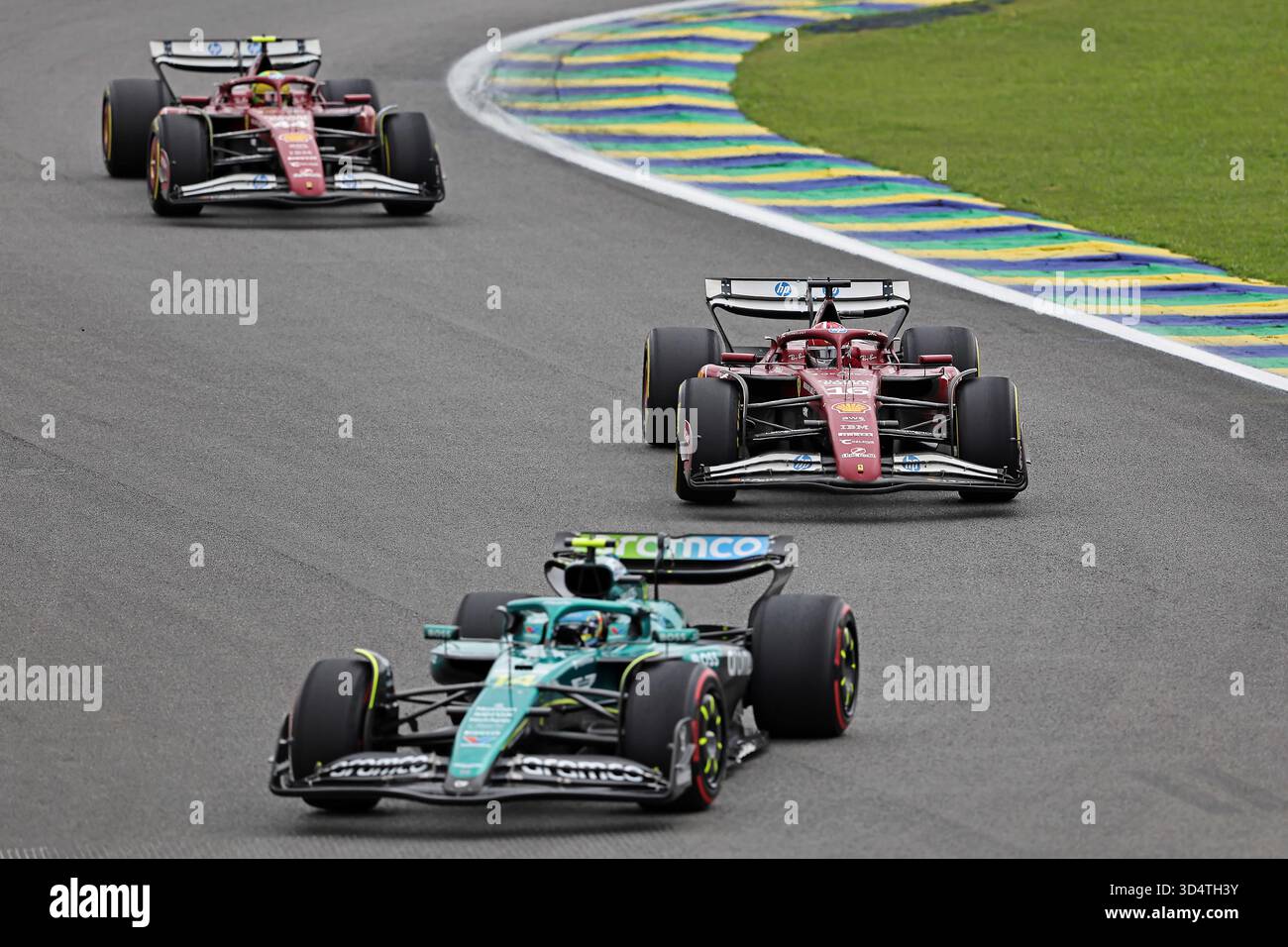 Sao Paulo, Brasilien. November 2025. Charles Leclerc (MON) Scuderia Ferrari SF-25 während des Sprint-Rennens des F1 Grand Prix von Brasilien im Autodromo Jose Carlos Pace Credit: Action Plus Sports/Alamy Live News Stockfoto