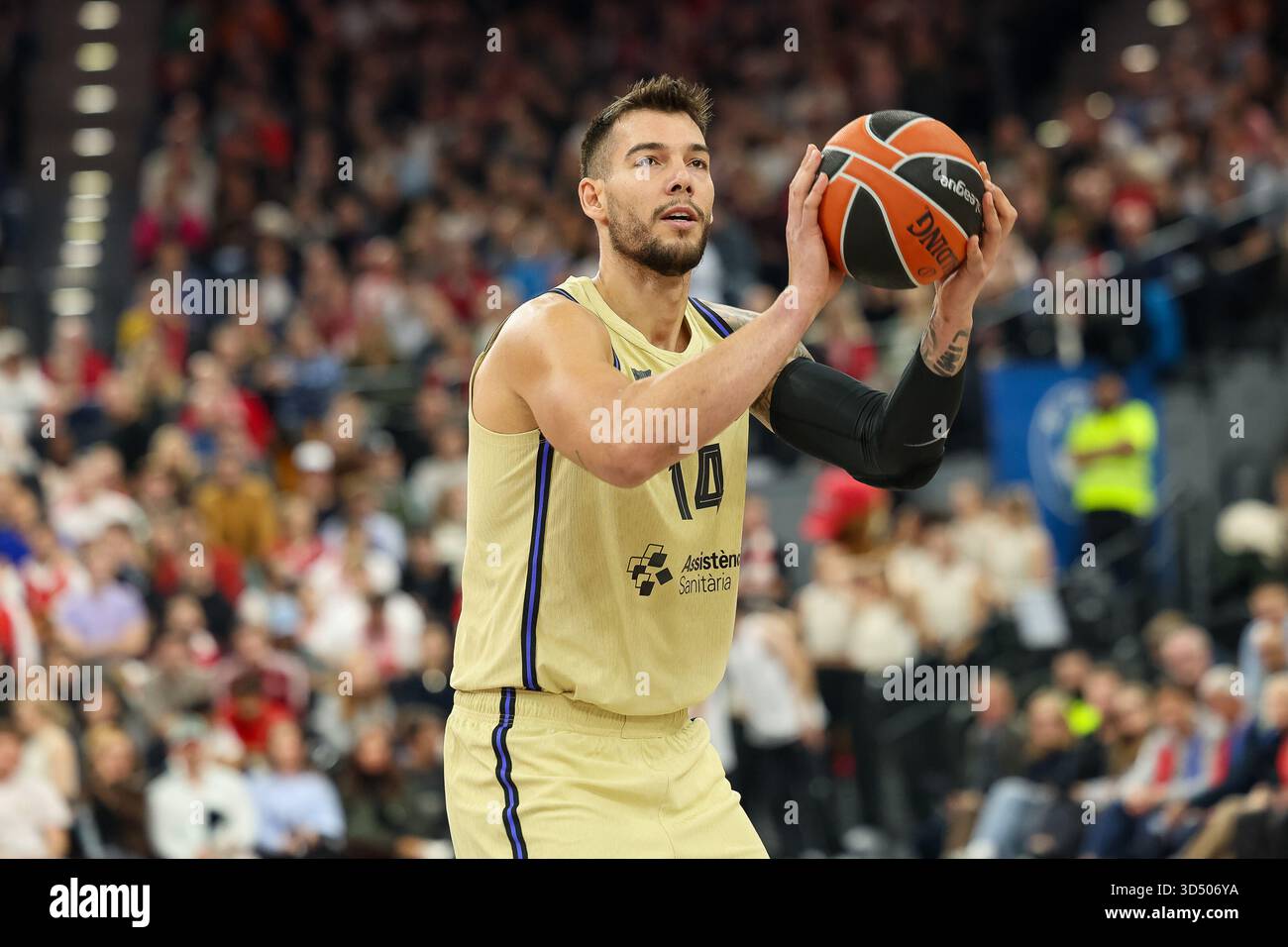 Willy Hernangomez (FC Barcelona Basket, #14), GER, FC Bayern Basketball vs. FC Barcelona, Basketball, Euroleague, 10. Spieltag, Saison 2025/2026, 12.11.2025, Foto: Eibner Press Photo/Jenni Maul Stockfoto
