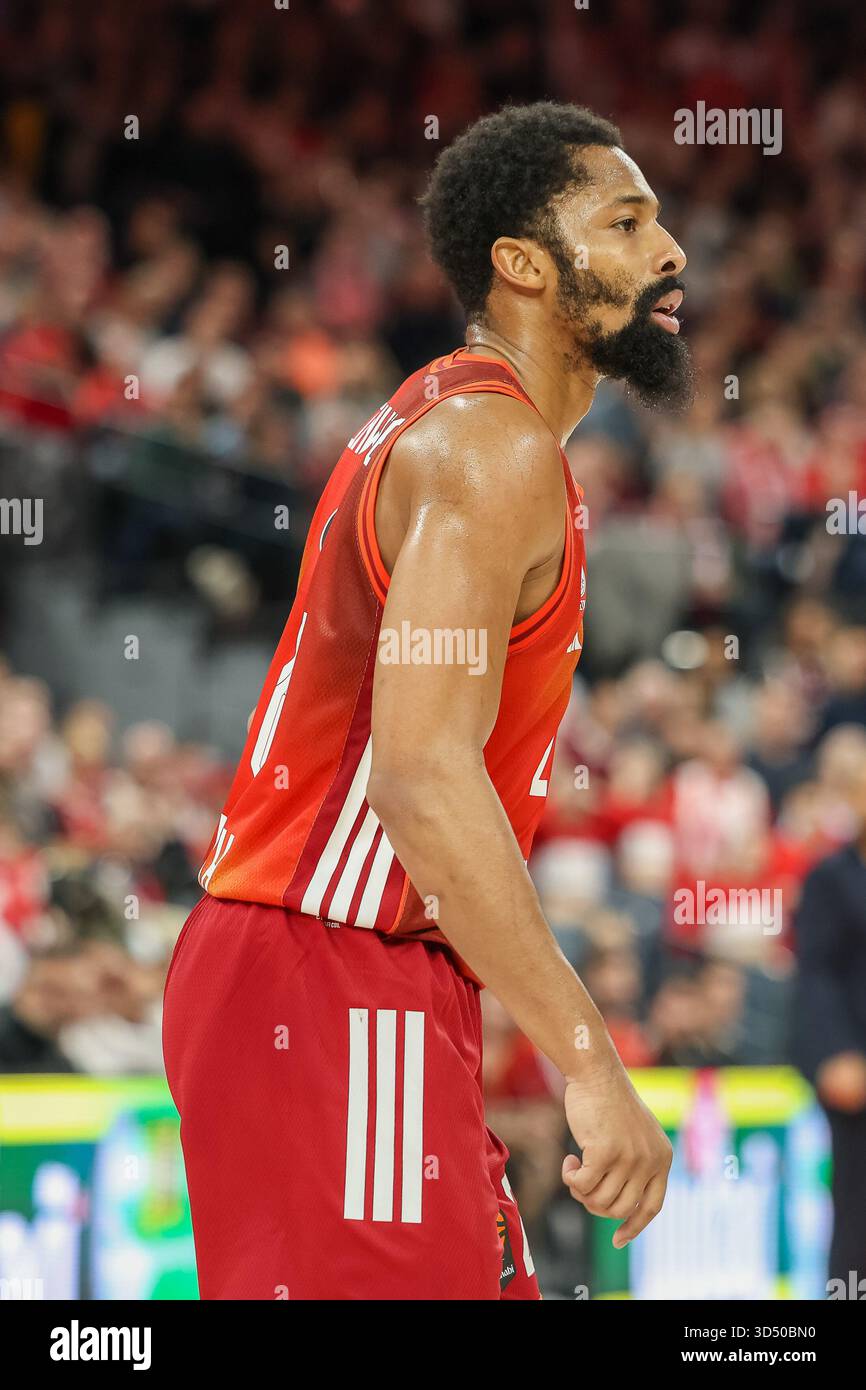 Spencer Dinwiddie (FC Bayern Basketball, #26), GER, FC Bayern Basketball vs. FC Barcelona, Basketball, Euroleague, 10. Spieltag, Saison 2025/2026, 12.11.2025, Foto: Eibner Press Photo/Jenni Maul Stockfoto