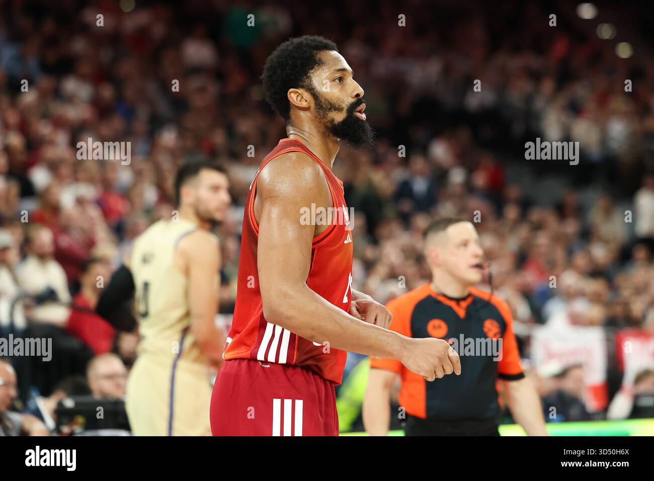 Spencer Dinwiddie (FC Bayern Basketball, #26), GER, FC Bayern Basketball vs. FC Barcelona, Basketball, Euroleague, 10. Runde, Saison 2025/2026, 12.11.2025, Foto: Eibner Press Photo/Jenni Maul Stockfoto
