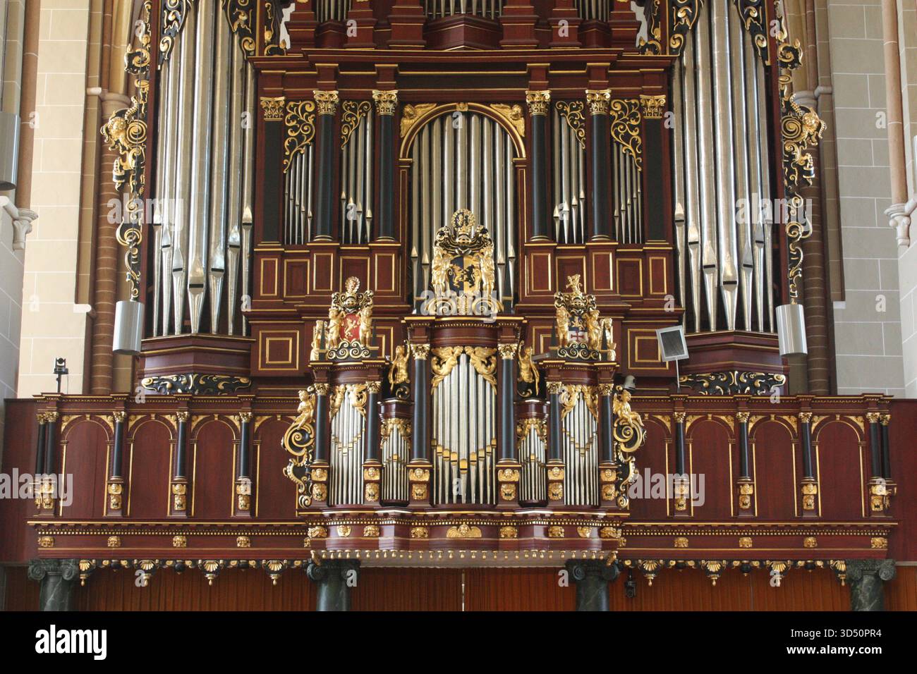 Zutphen, Niederlande - die Orgel in der Walpurgiskirche Stockfoto