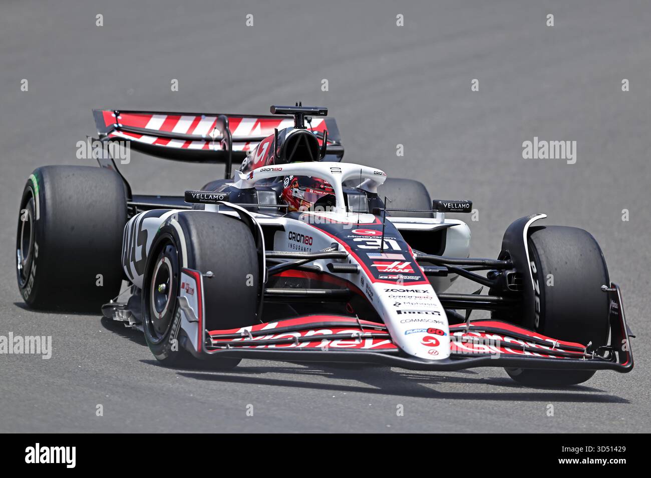 Sao Paulo, Brasilien. November 2025. Esteban Ocon (FRA) MoneyGram Haas F1 Team VF-25 Ferrari während des freien Trainings des F1 Grand Prix von Brasilien im Autodromo Jose Carlos Pace am 07. November 2025 in Sao Paulo, Brasilien. Foto: Heuler Andrey/DiaEsportivo/Alamy Live News Credit: DiaEsportivo/Alamy Live News Stockfoto