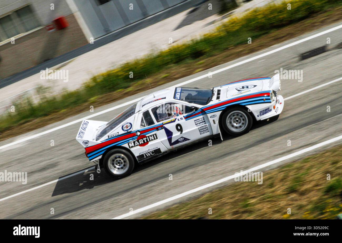 San Marino: 2010 09 01 Rallye Free Event Martini Lancia 037 Rallye Car Gruppe B Action. Hochwertige Fotos Stockfoto