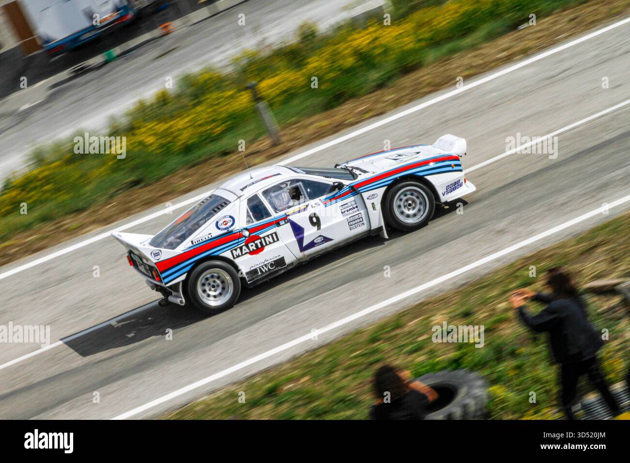 San Marino: 2010 09 01 Rallye Free Event Martini Lancia 037 Rallye Car Gruppe B Action. Hochwertige Fotos Stockfoto