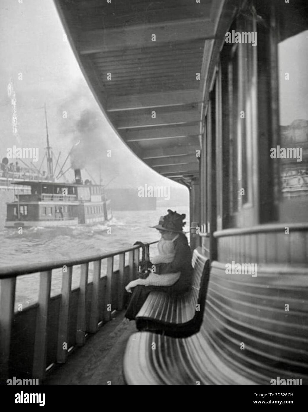 Harold Cazneaux - Passagier auf der Sydney K-Klasse Fähre - 1906 Stockfoto