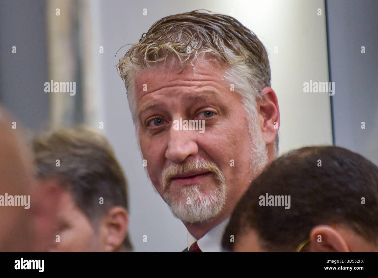 Rom, Italien. November 2025. Kulturminister Alessandro Giuli nimmt am 1. Regierungsgipfel Italien-Albanien in der Villa Doria Pamphilj Teil. Quelle: SOPA Images Limited/Alamy Live News Stockfoto