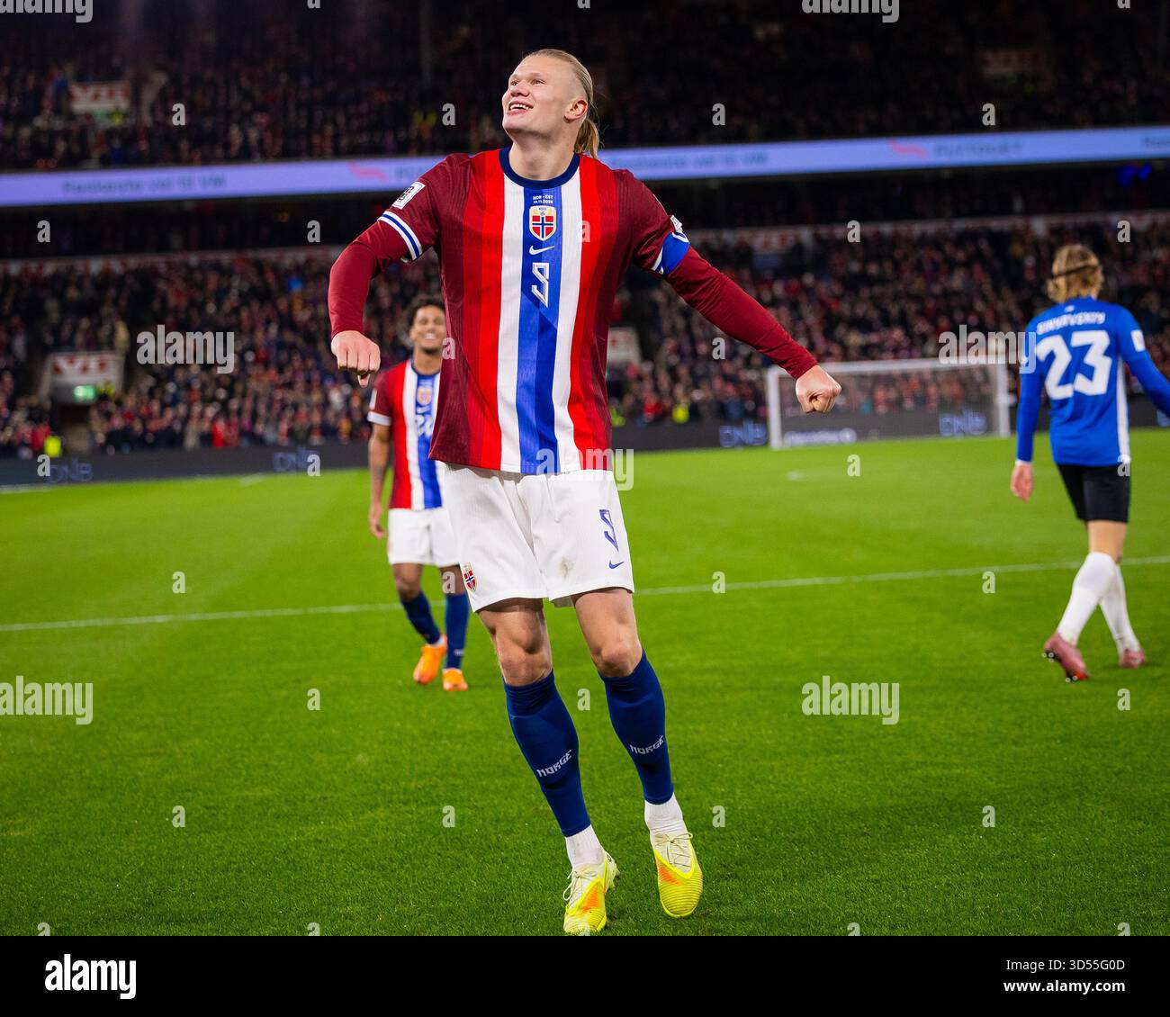 Oslo, Norwegen, 13. November 2025, Erling Haaland feiert ein Tor in der Qualifikation zur Weltmeisterschaft Norwegen gegen Estland, Oslo, Norwegen, Anne-Marie Forker/Alamy Live News Stockfoto