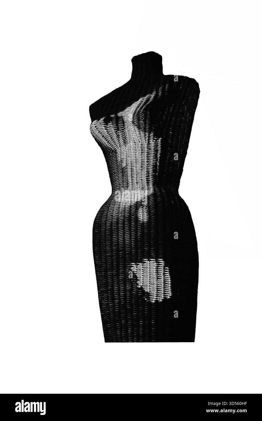 Stil, Mode und künstlerisches Design in weiblicher Form. Das Design ist ein gewebtes Material. Schatten bilden sich über dem Oberteil einer formschönen Frau. Stockfoto