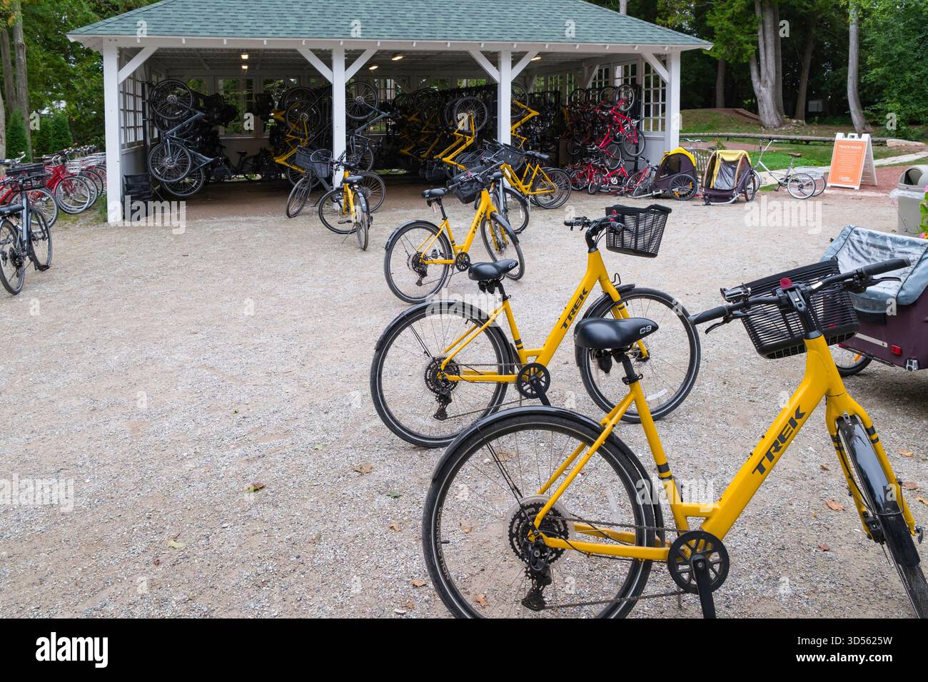 Das Woodlands Activity Center wurde im Grand Hotel auf Mackinac Island, Mackinac County, Michigan, USA, aufgenommen und bietet eine Vielzahl von Freizeiteinrichtungen Stockfoto