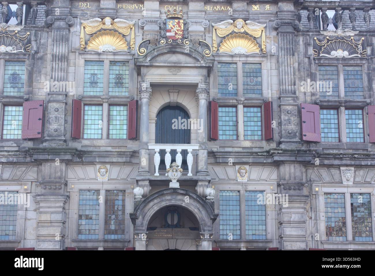 Das Stadhuis am Marktplatz in Delft, Niederlande Stockfoto