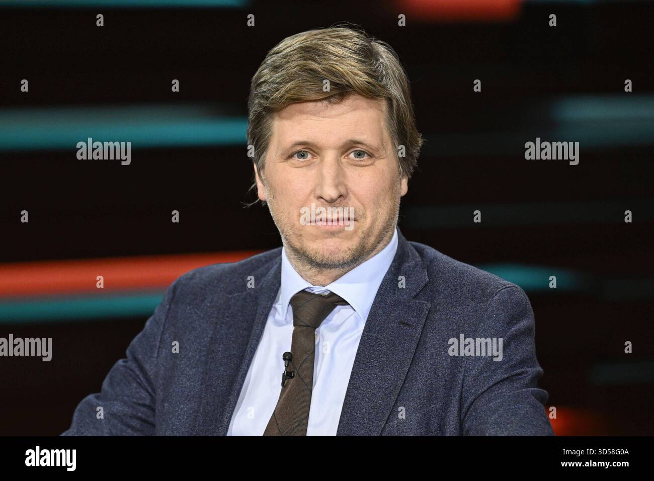 Moritz Schularick Ökonom 11/25 ihr Prof. Moritz Schularick am 13. November 2025 in Markus Lanz , ZDF Aufzeichnung vom 12. November 2025 TV Fernsehen Talkshow Talk Show Deutschland deutsch deutscher Mann Volkswirt Wirtschaftswissenschaftler Wissenschaftler Wirtschaft Präsident IWF deutscher Ökonom Wissenschaftler Wirtschaft quer Porträt neutral *** Moritz Schularick Ökonom 11 25 ihr Prof Moritz Schularick am 13. November 2025 in Markus Lanz , ZDF Recording vom 12. November 2025 TV Talk Show Talk Show Deutschland Deutscher Mann Deutscher Ökonom Ökonom Wissenschaftler Wirtschaftswissenschaftler Wirtschaftspräsident IWF Germ Stockfoto