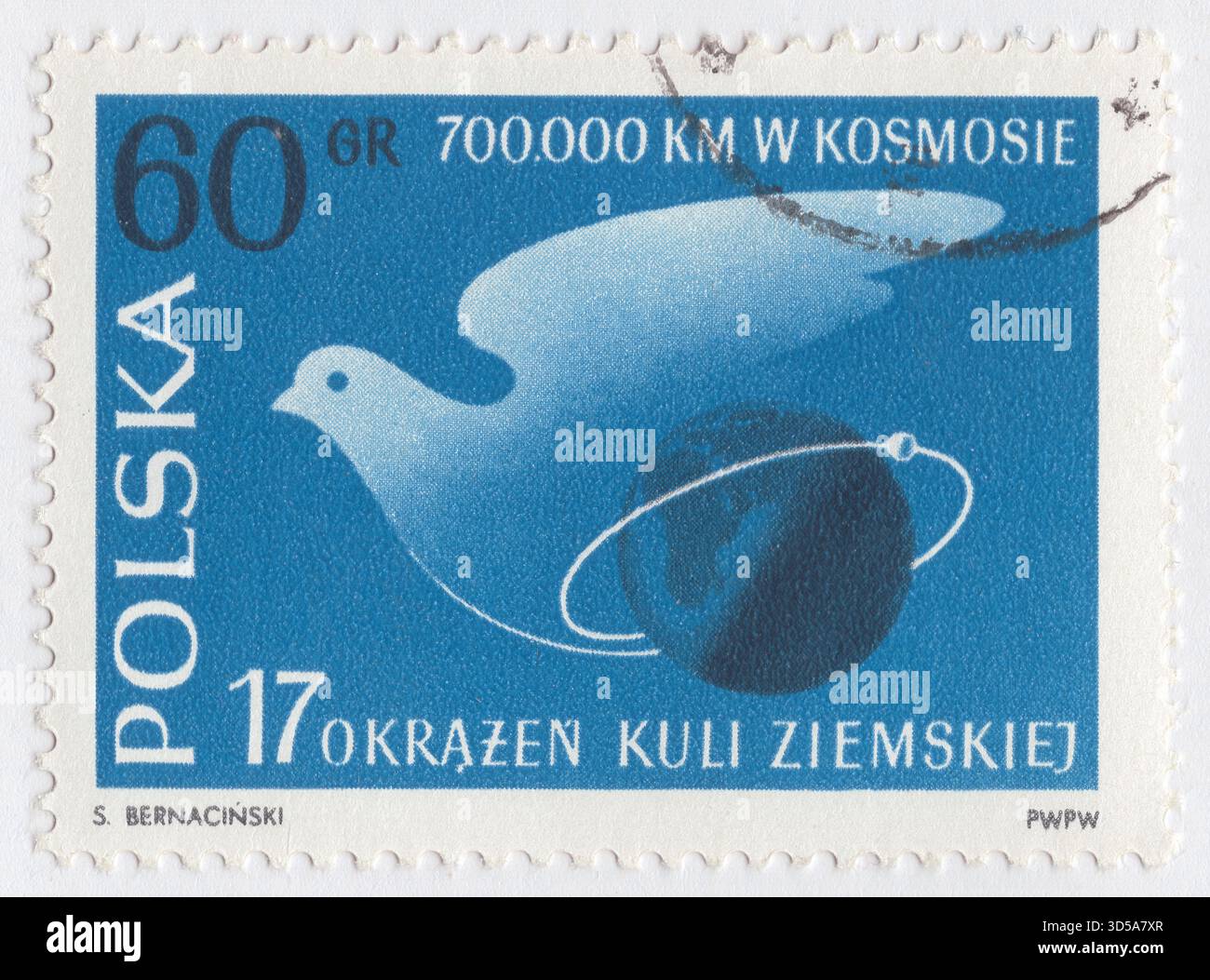 POLEN — 24. August 1961: 60 groszblau-schwarze Briefmarke mit der Darstellung von Taube und Erde. Bemannte Raumfahrt von Wostok 2, 6.-7. August, bei der der russische Major Gherman Titow 17 Mal um die Erde umkreiste Stockfoto