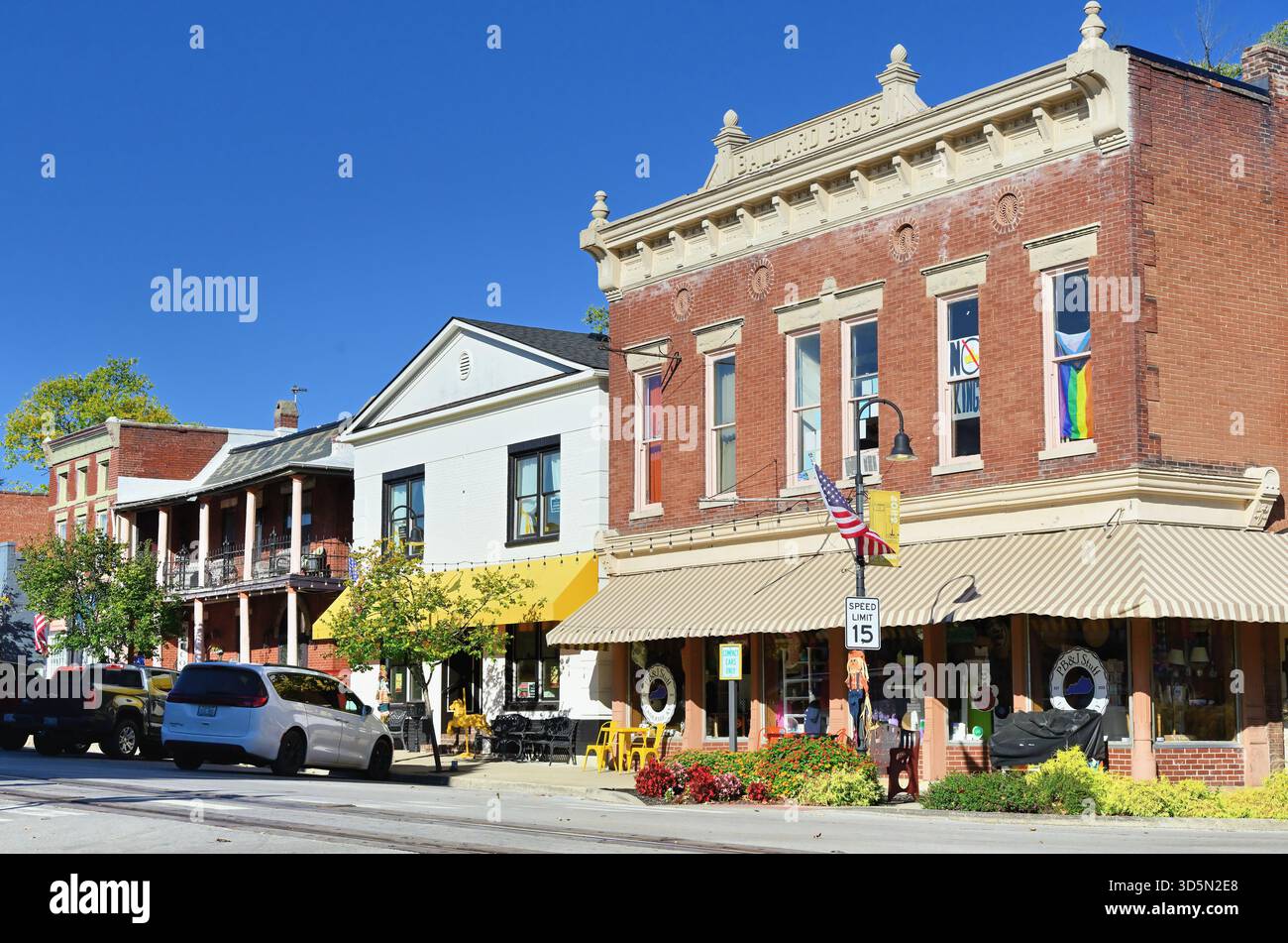 La Grange, Kentucky, USA. Ein Abschnitt der charmanten Main Street einer Gemeinde im Norden von Kentucky. Stockfoto